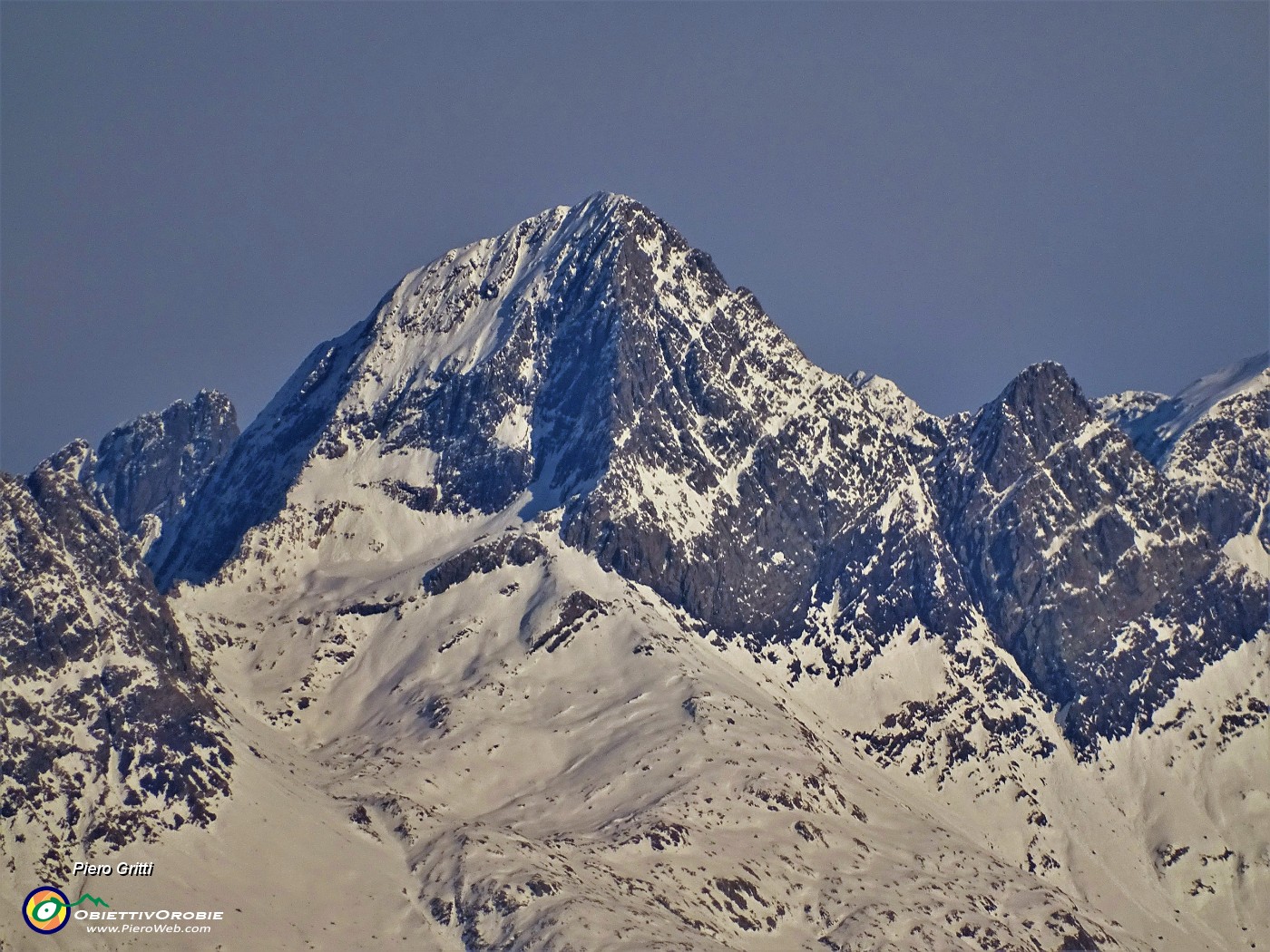 45 Zoom sul Pizzo del Diavolo (2916 m).JPG -                                